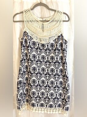 Chelsea & Violet Navy Print Shift Mini Dress Crochet Neck Boho Sleeveless XS